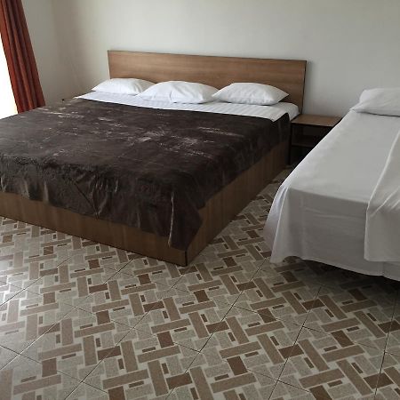 Vila Nusa Hotel Западен Ефорие Екстериор снимка