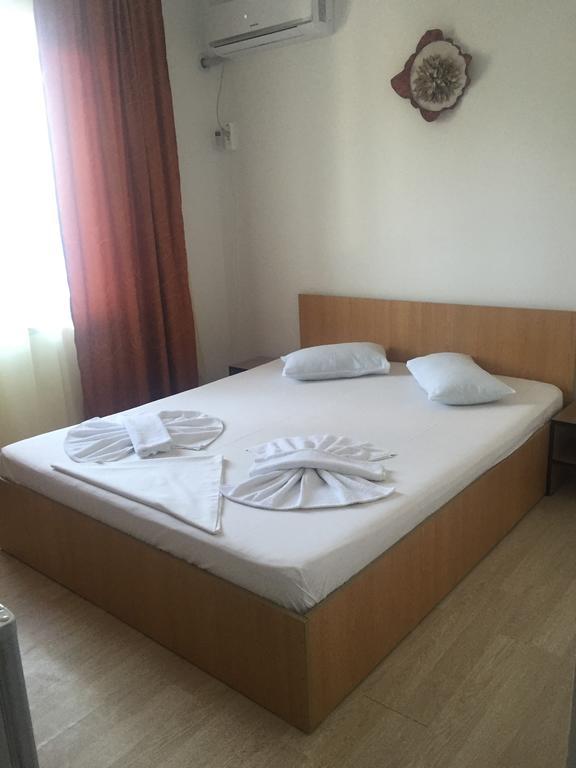 Vila Nusa Hotel Западен Ефорие Екстериор снимка